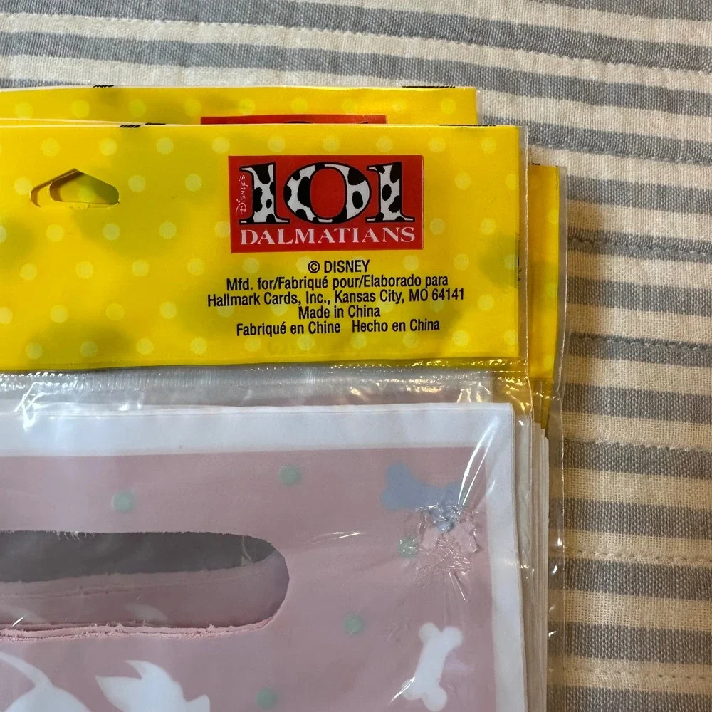 Vintage Disney 101 Dalmatians Party Treat Sacks Hallmark Lot of 10 Packs 80 Bags